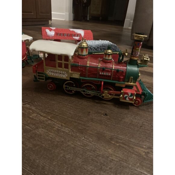 Vintage Christmas Train Set Red & Green Holiday Décor With Lights & Sounds Caboo - Picture 5 of 16